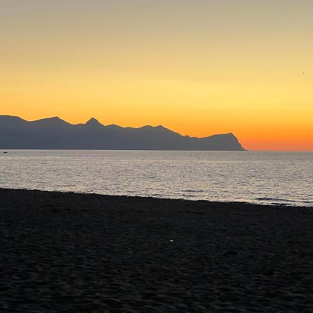 Casa Vacanze Il Girasole Balestrate Eksteriør bilde